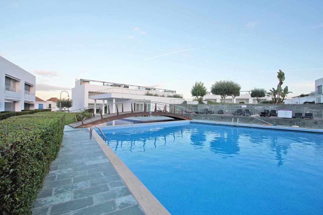 Believe In Dream Apart Contemporaneo Com Piscina タヴィラ エクステリア 写真